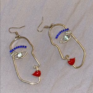 Picasso style earrings!✨💖